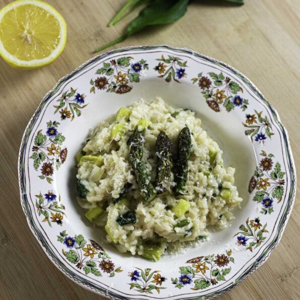 Wild garlic and asparagus risotto