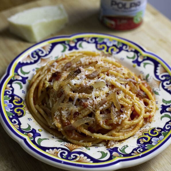 Bucatini all'amatriciana (pasta with guanciale, tomato sauce and pecorino romano)