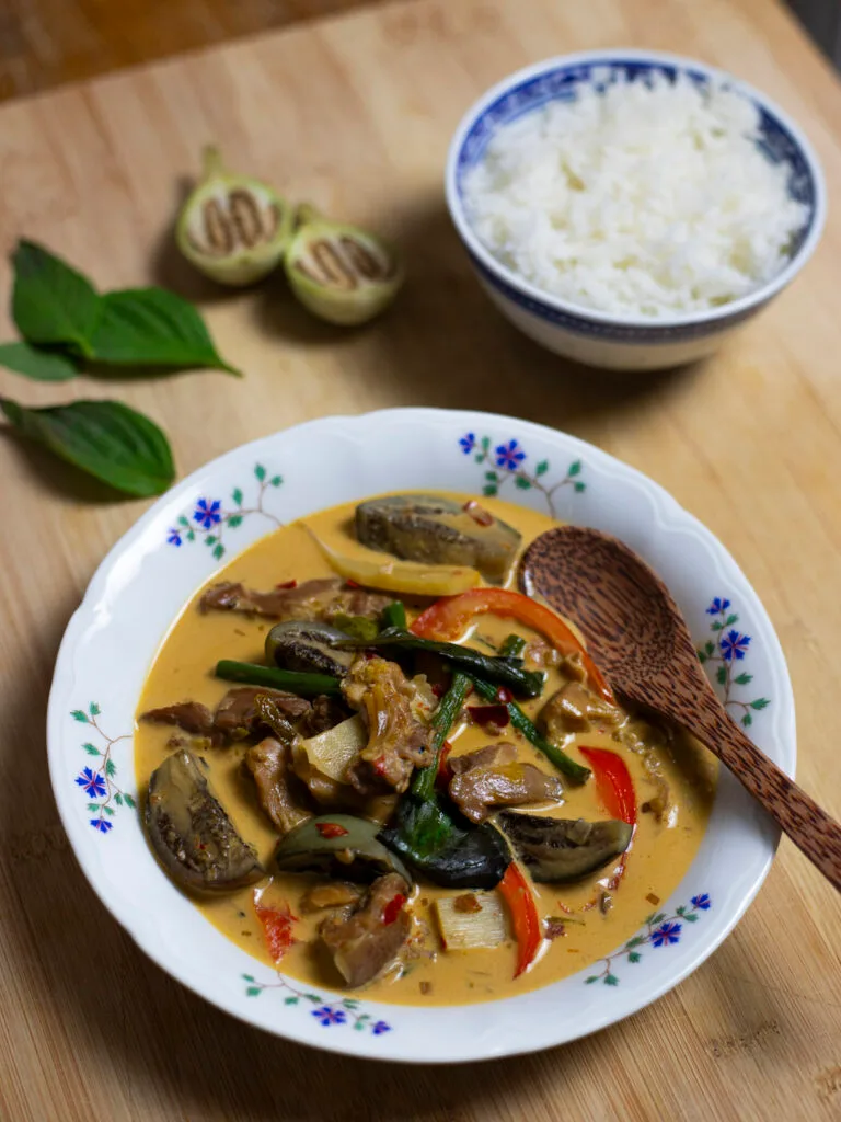 Authentic Thai Red Curry (with chicken) - Multicarbs