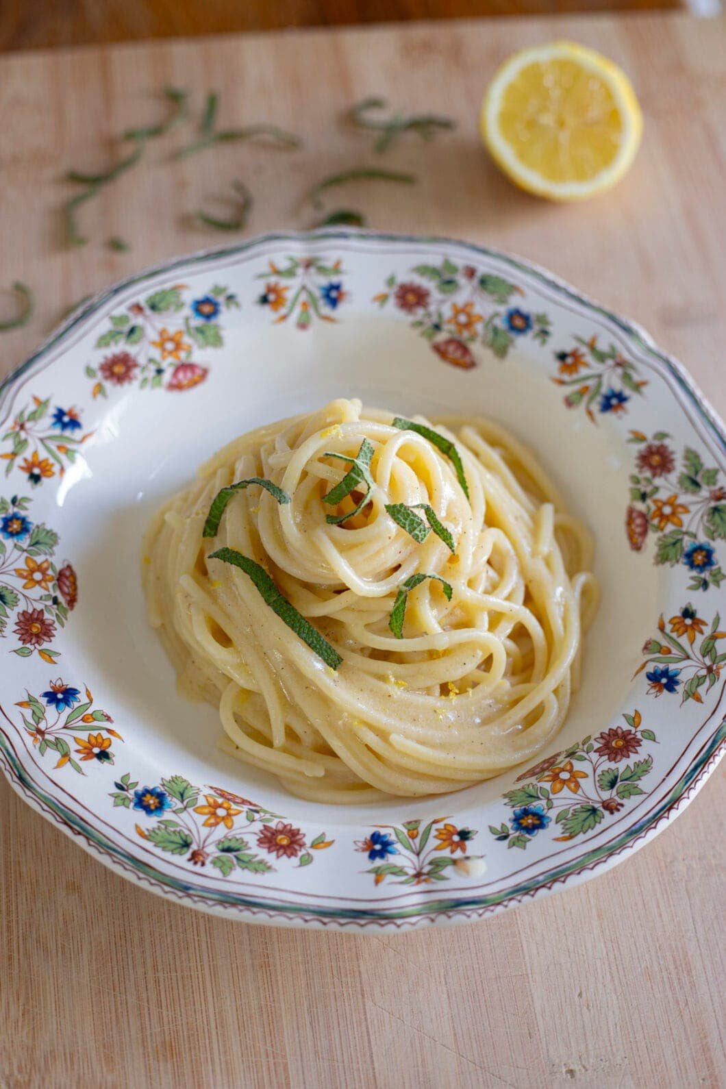 Spaghetti al limone (lemon spaghetti with sage ribbons)