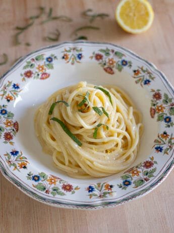 Spaghetti al limone (lemon spaghetti with sage ribbons)