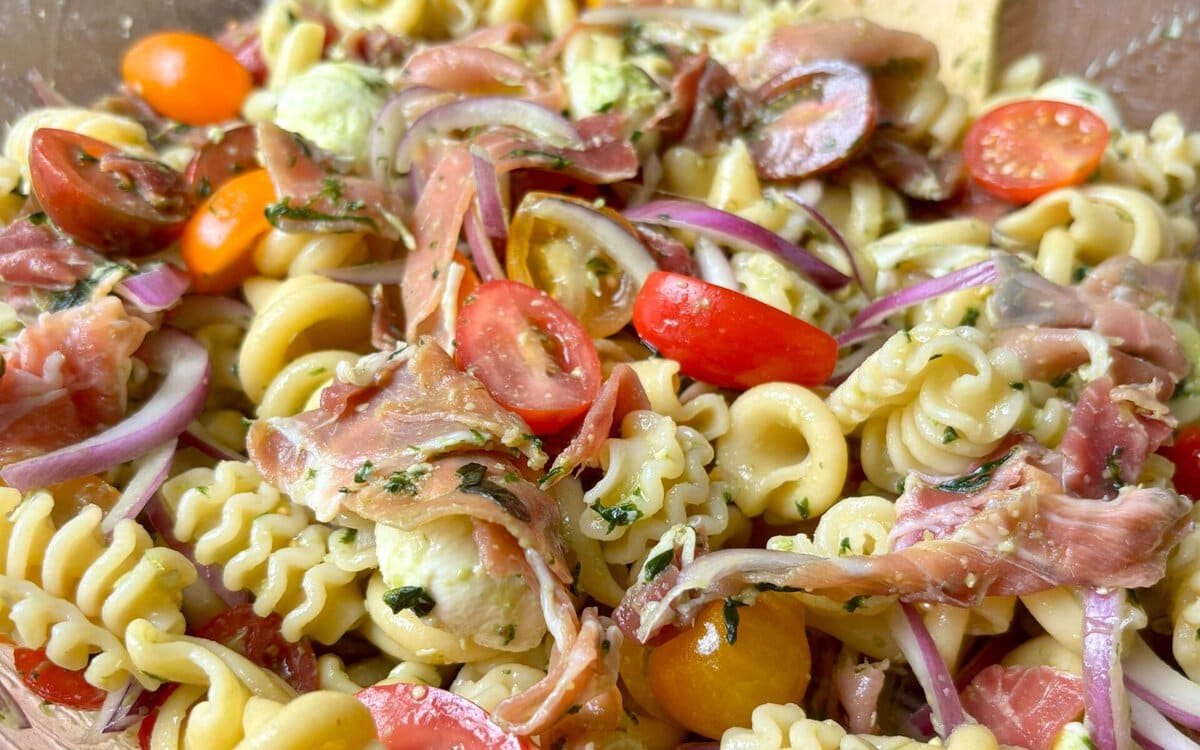Pesto Pasta Salad