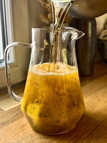 Mango iced tea