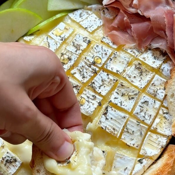baked brie with honey, apple and parma ham